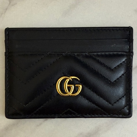 Gucci Accessories - (90% New) Gucci Black Leather Card Holder